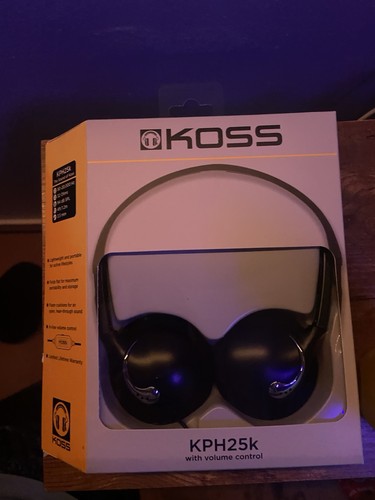 Koss kph25k ear headphones - on,
