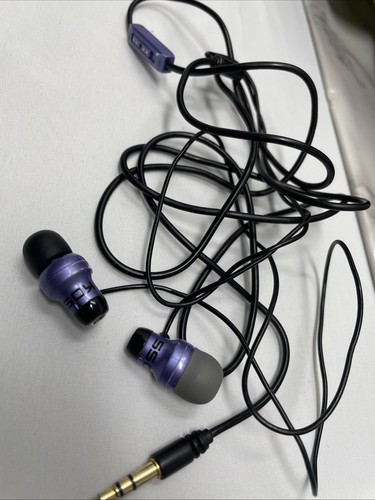 Koss wired headphone - koss,